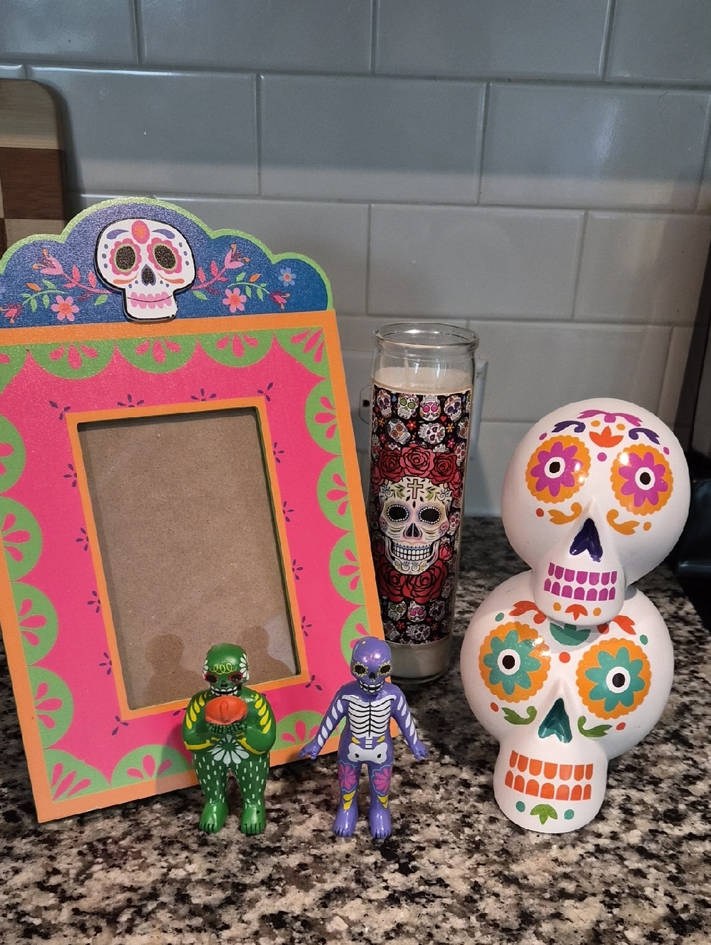 Day of the Dead Decorative Sugar Skull Frame Figurine Set - Ofrenda Accessories